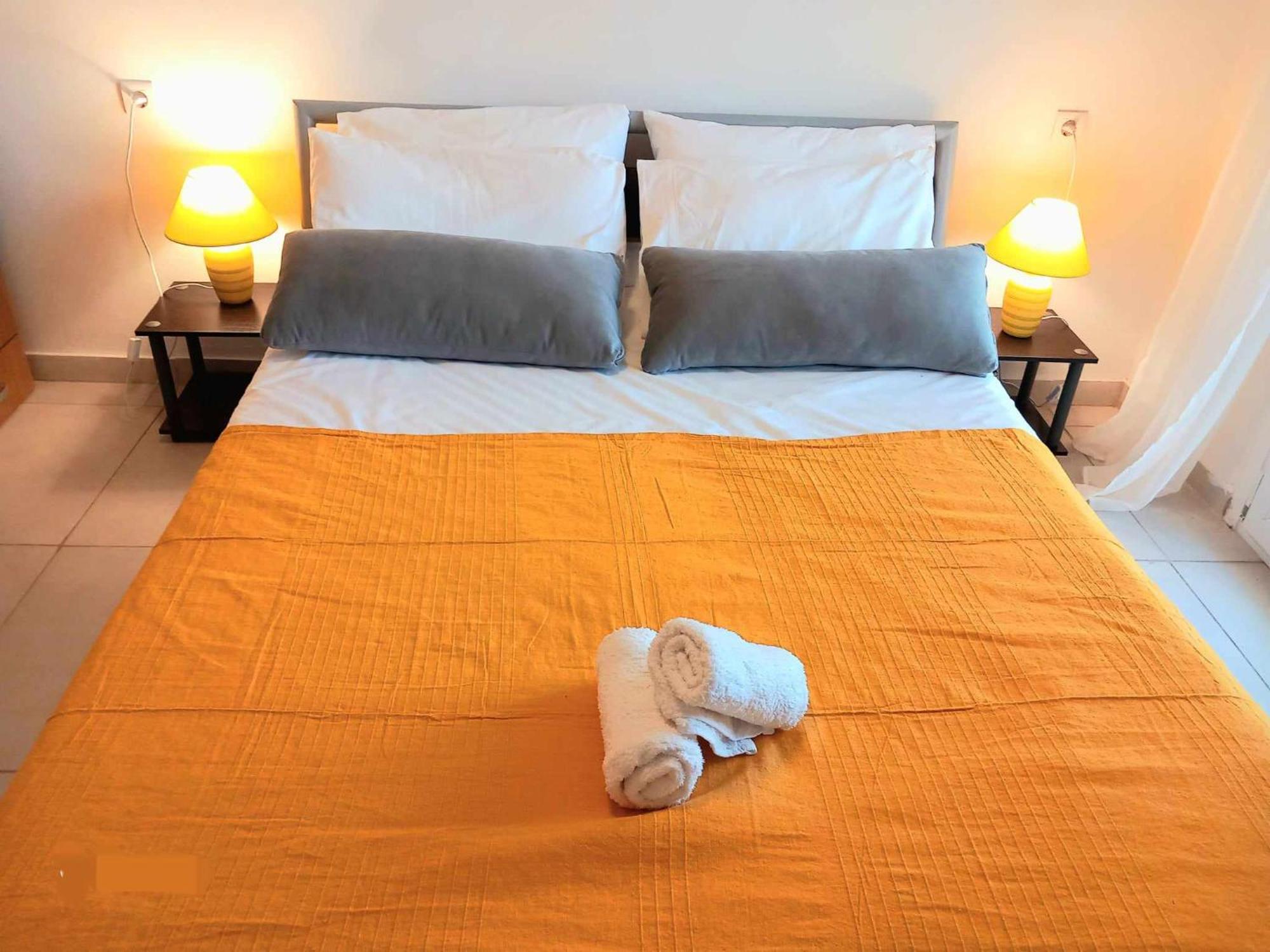 4T Apartments 阿尔戈斯托利翁 外观 照片