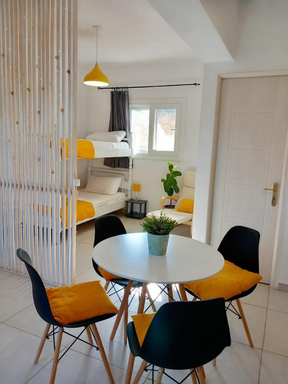 4T Apartments 阿尔戈斯托利翁 外观 照片