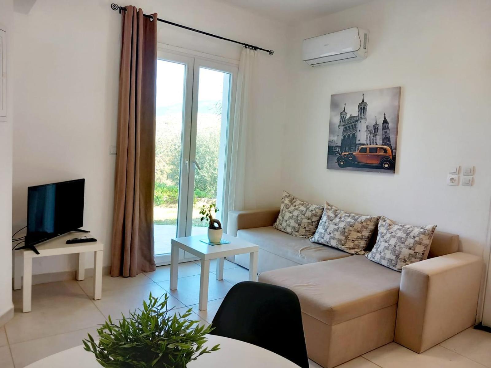 4T Apartments 阿尔戈斯托利翁 外观 照片
